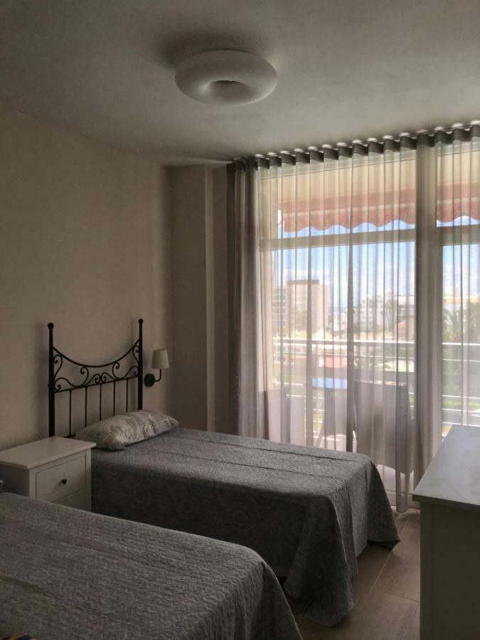 Apartments "La Roca" 托雷莫利诺斯 外观 照片