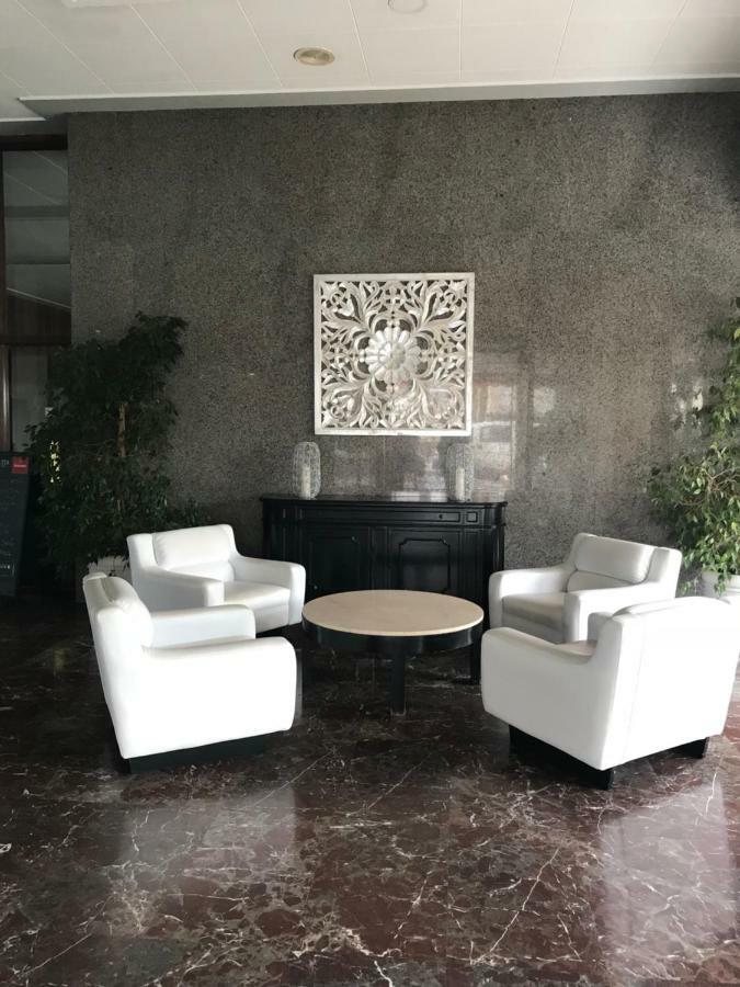 Apartments "La Roca" 托雷莫利诺斯 外观 照片